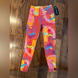 Peloton BHM apparel leggings size M NWT